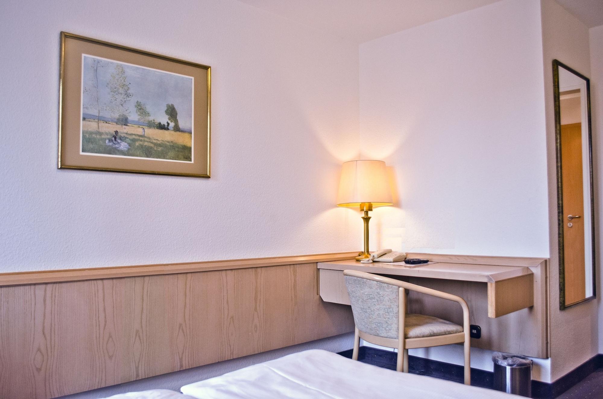 פרנקפורט Adler Hotel Frankfurt מראה חיצוני תמונה