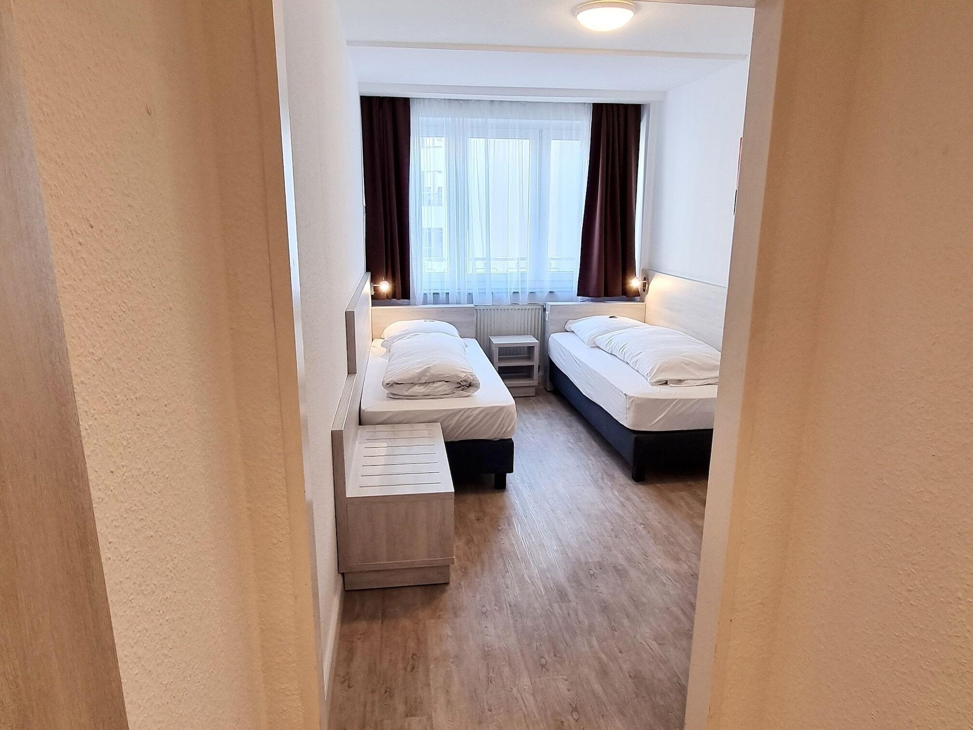 פרנקפורט Adler Hotel Frankfurt מראה חיצוני תמונה