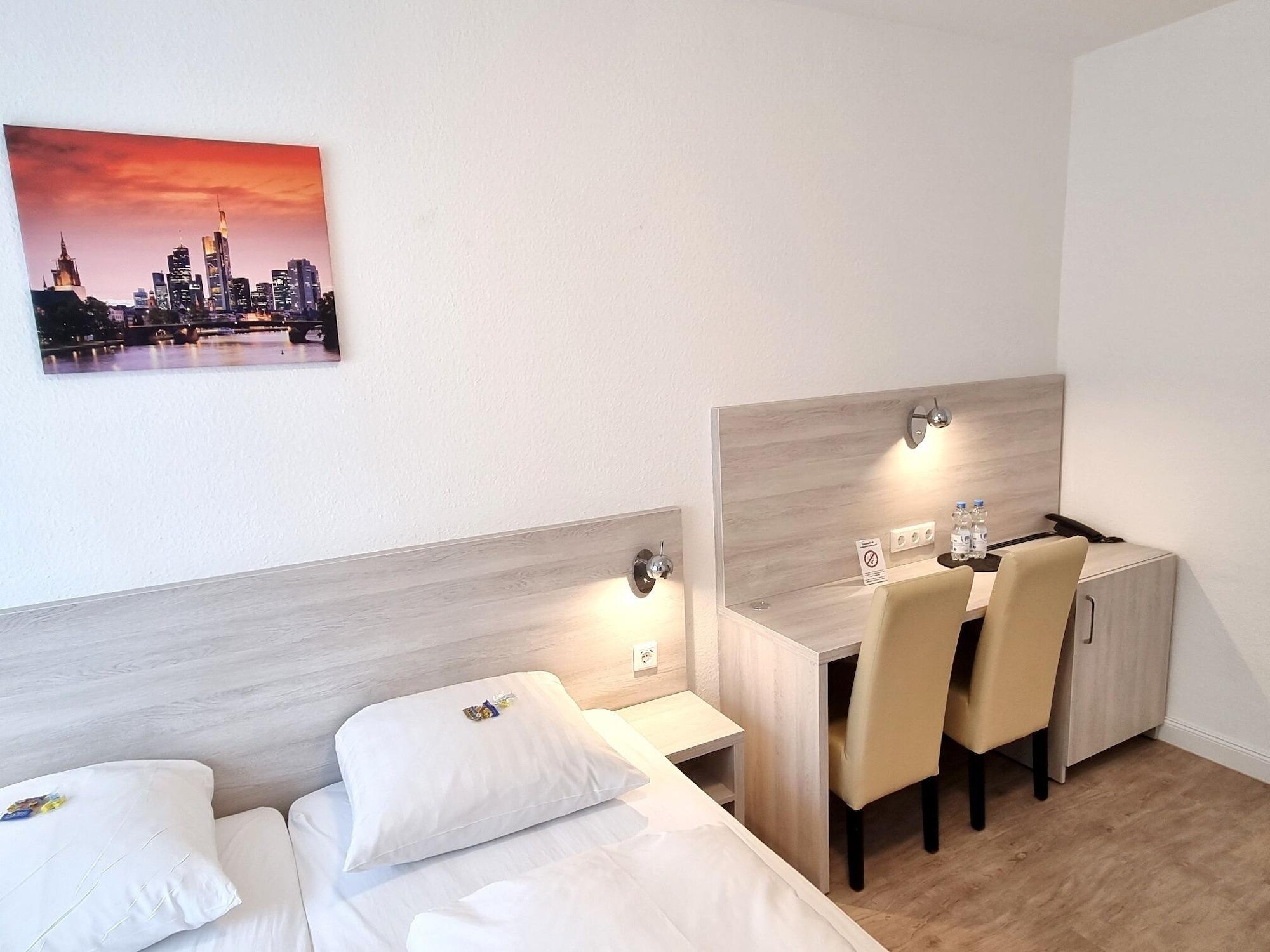 פרנקפורט Adler Hotel Frankfurt מראה חיצוני תמונה