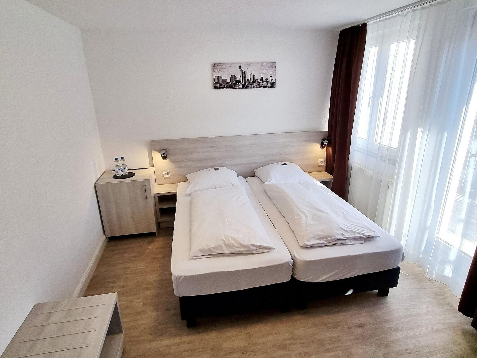 פרנקפורט Adler Hotel Frankfurt מראה חיצוני תמונה
