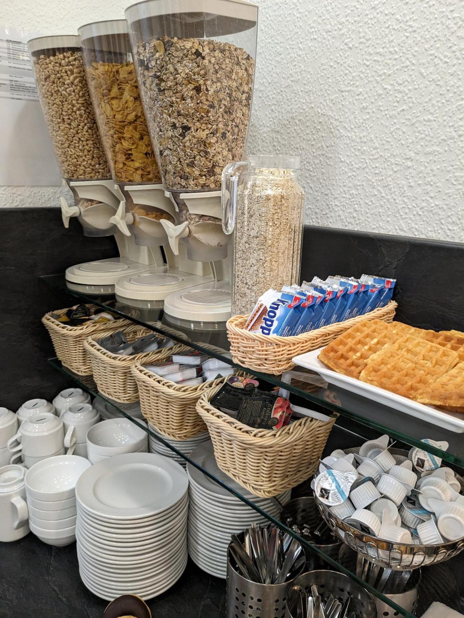 פרנקפורט Adler Hotel Frankfurt מראה חיצוני תמונה