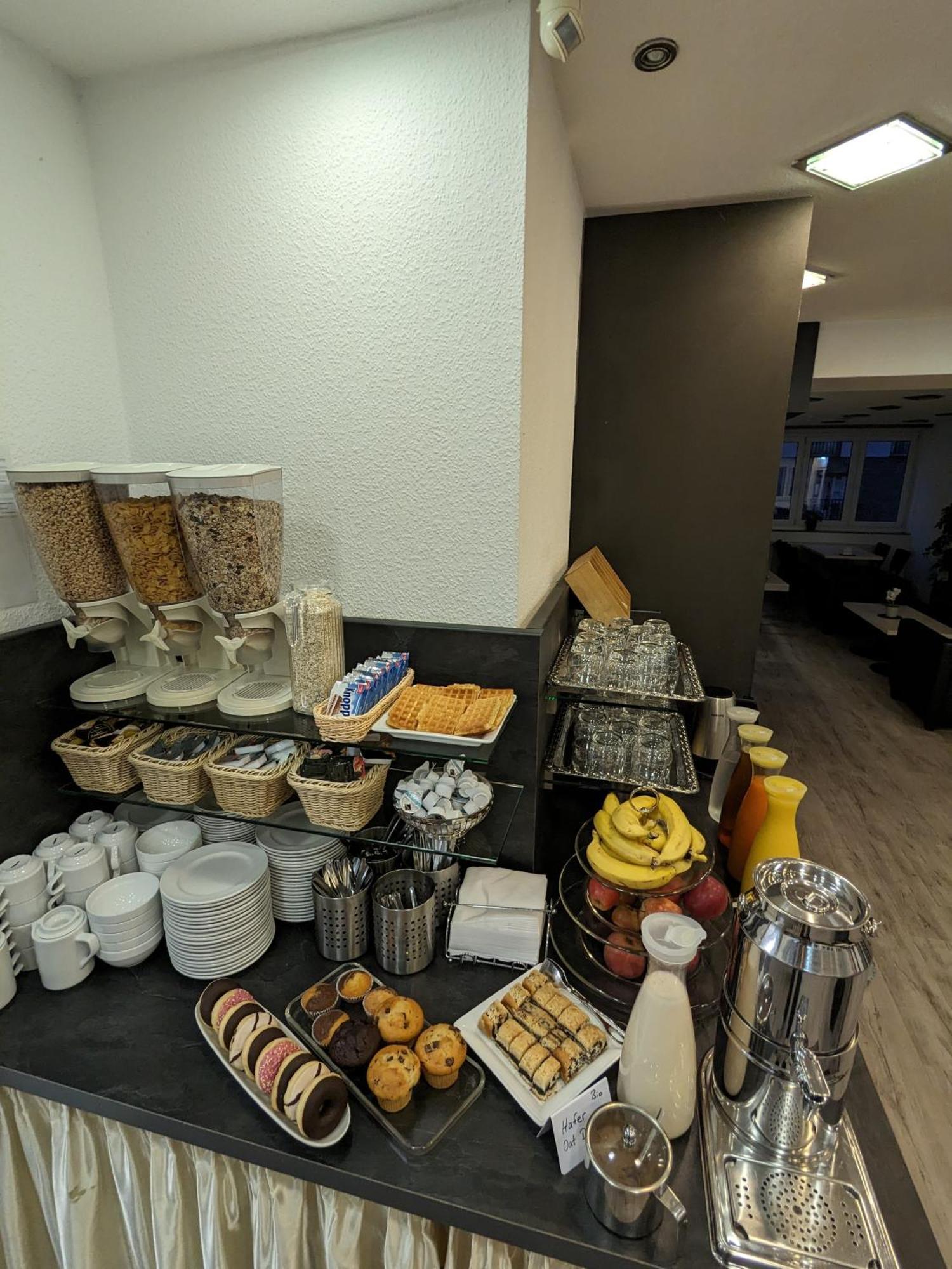 פרנקפורט Adler Hotel Frankfurt מראה חיצוני תמונה